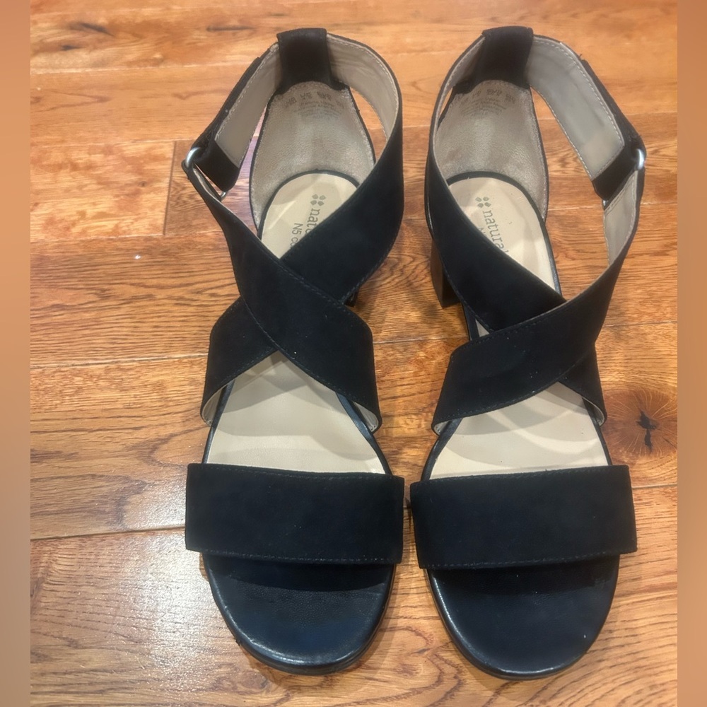 Naturalizer Adele N5 Comfort Women’s Sandal Black 6.5